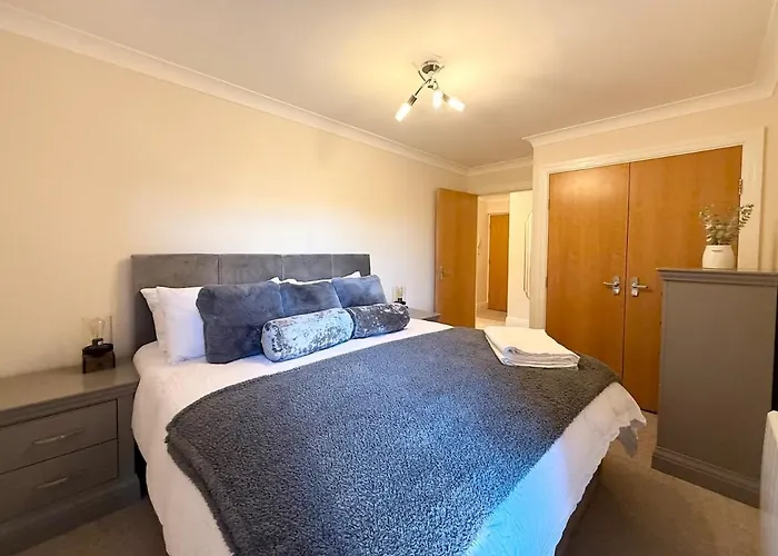 Riverside City-centre With Parking * ヨーク