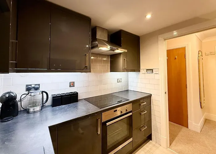 アパート Riverside City-centre With Parking *