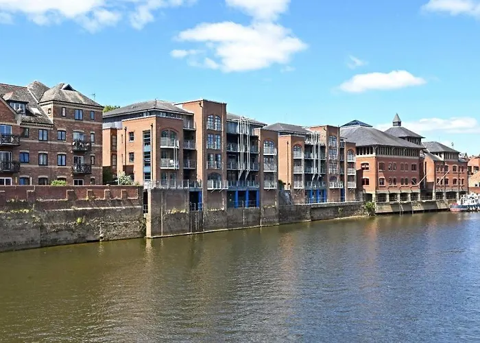 Riverside City-centre With Parking アパート ヨーク